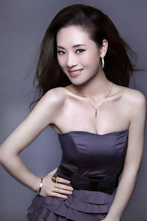 姑娘们跳舞个逼，姑娘们跳舞，狗逼，狗逼，狗逼